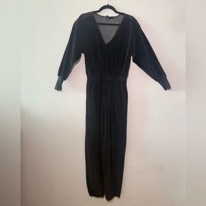 Liz Claiborne Black Long Sleeve Jumpsuit